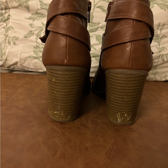 Brown Ankle Boots for Women - Picture 3 of 6